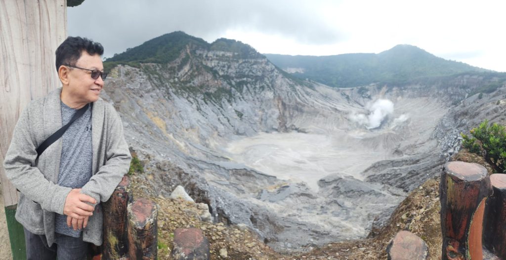 Makro Kosmos dan Mikro Kosmos dalam Kehamilan: Ketika Jiwa Ibu dan Janin Menyatu dalam Bahasa Alam
